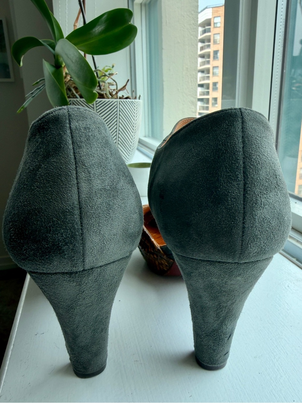 Chie Mihara Ankle Strap Platform Heels in Brown, Grey and Green - Picture 5 of 11